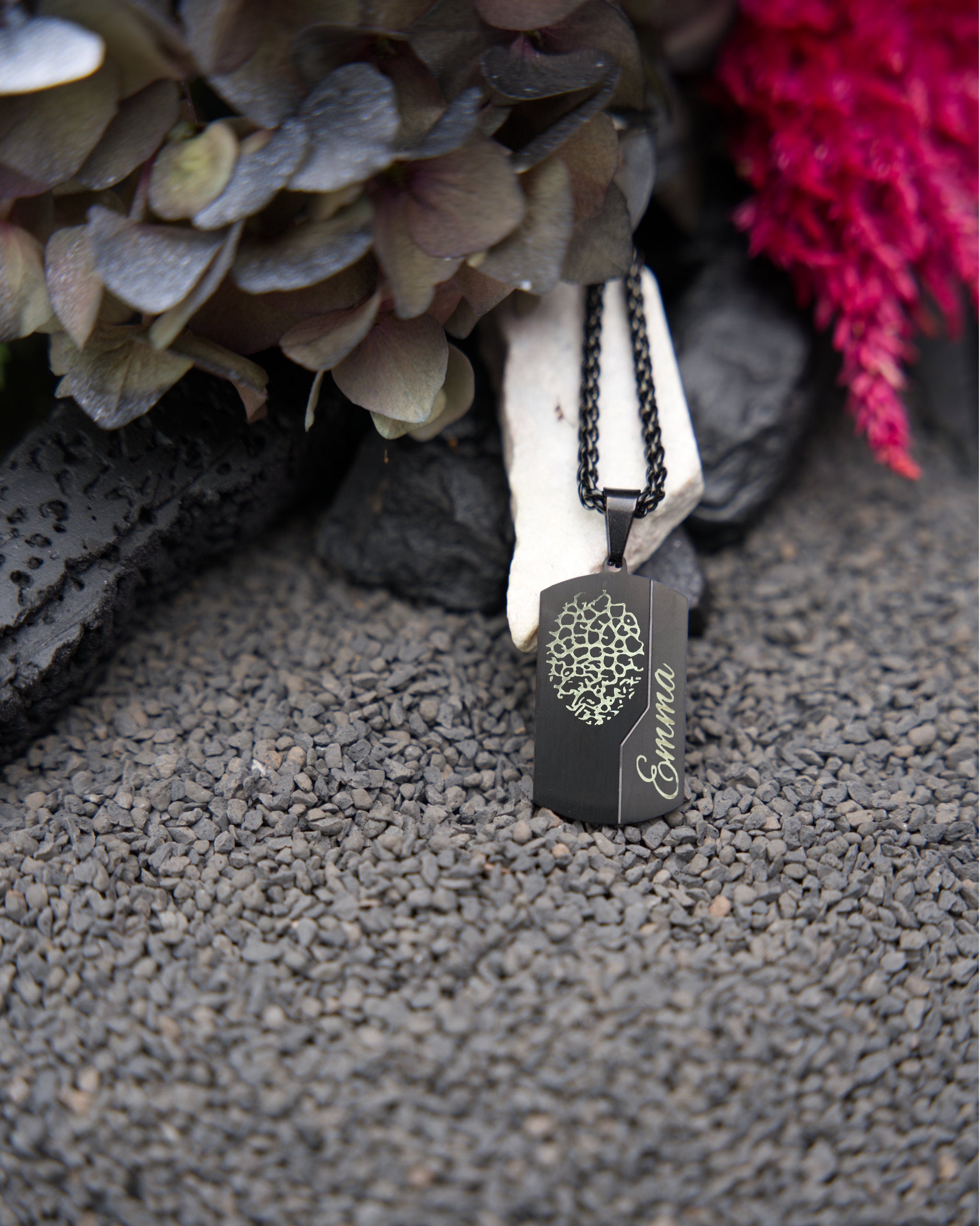 Dog Tag Gravuranhänger Pure Schwarz aus Edelstahl mit Nasen-, Finger- oder Pfotenabdruck