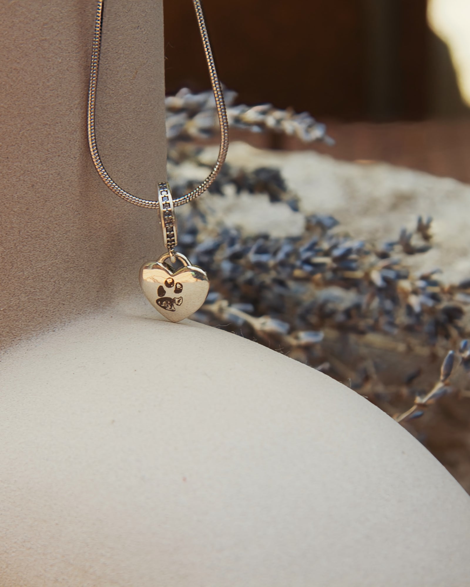 Herz Gravuranhänger mit Nasen-, Finger- oder Pfotenabdruck aus Edelstahl Silber